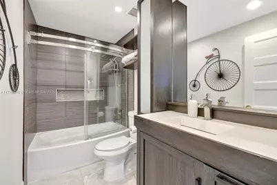 9241 Sunrise Lakes Blvd #308, Sunrise, FL 33322 - Photo 26