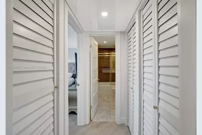 9241 Sunrise Lakes Blvd #308, Sunrise, FL 33322 - Photo 22