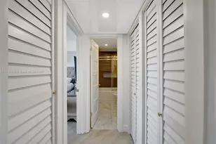 9241 Sunrise Lakes Blvd, Sunrise, FL 33322 - Photo 22