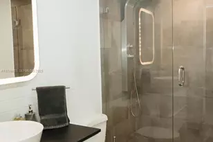 3725 S Ocean Dr, Hollywood, FL 33019 - Photo 32