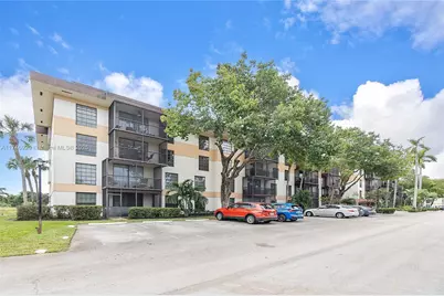 5530 NW 44th St #306C, Lauderhill, FL 33319 - Photo 1