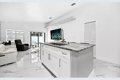 1311 SW 139th Ct, Miami, FL 33184 - Photo 14