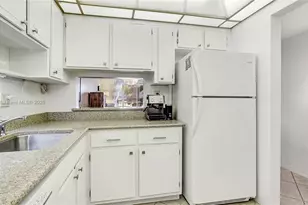 1101 Hillcrest Ct, Hollywood, FL 33021 - Photo 8