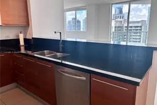 253 NE 2nd St, Miami, FL 33132 - Photo 10