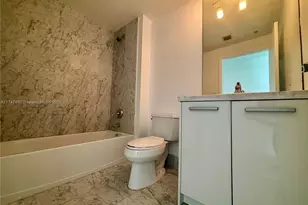 253 NE 2nd St, Miami, FL 33132 - Photo 26