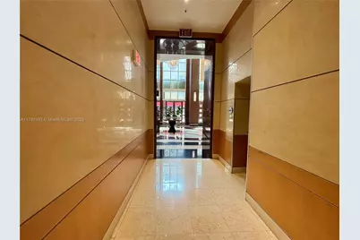 253 NE 2nd St #3202, Miami, FL 33132 - Photo 34