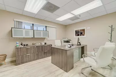 7007 N Waterway Dr, Miami, FL 33155 - Photo 18