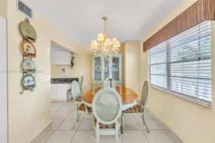 250 Grantham C, Deerfield Beach, FL 33442 - Photo 18