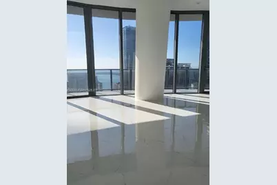 45 SW 9th St #4703, Miami, FL 33130 - Photo 12