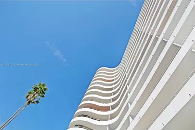 5555 Collins Ave #PHC, Miami Beach, FL 33140 - Photo 48