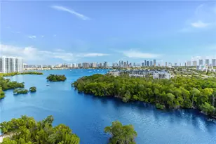 16385 Biscayne Blvd, North Miami Beach, FL 33160 - Photo 1