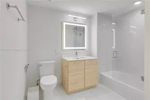 16385 Biscayne Blvd, North Miami Beach, FL 33160 - Photo 42