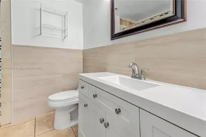 812 SW 13th St #812, Fort Lauderdale, FL 33315 - Photo 14