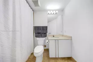 3030 NE 188th St, Aventura, FL 33180 - Photo 38