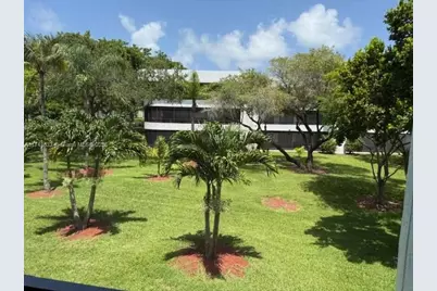 1490 Sheridan St #12A, Hollywood, FL 33020 - Photo 4