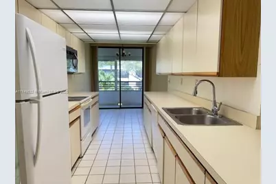 1490 Sheridan St #12A, Hollywood, FL 33020 - Photo 10