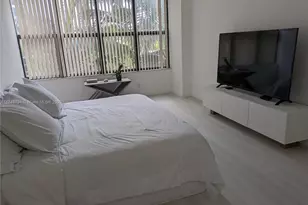 [Address not provided], Hallandale Beach, FL 33009 - Photo 14