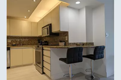 [Address not provided], Hallandale Beach, FL 33009 - Photo 6