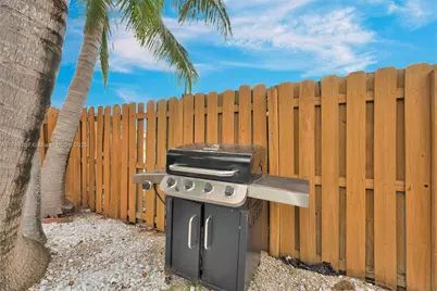 1120 SW 30th St #A, Fort Lauderdale, FL 33315 - Photo 26