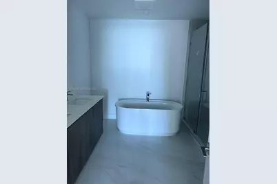 17550 Collins Ave #1004, Sunny Isles Beach, FL 33160 - Photo 6