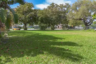 11701 W Biscayne Canal Rd, Miami, FL 33161 - Photo 8