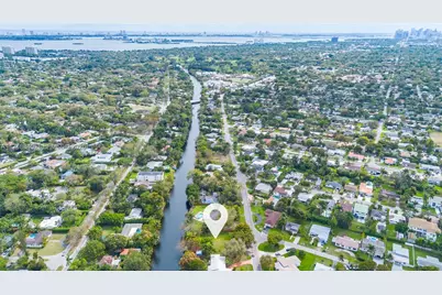 11701 W Biscayne Canal Rd, Miami, FL 33161 - Photo 8