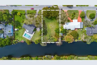 11701 W Biscayne Canal Rd, Miami, FL 33161 - Photo 2