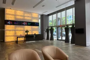 55 SE 6th St, Miami, FL 33131 - Photo 22