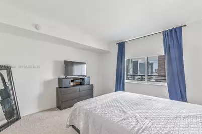 335 S Biscayne Blvd #2402, Miami, FL 33131 - Photo 14