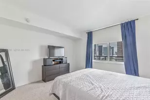 335 S Biscayne Blvd, Miami, FL 33131 - Photo 14