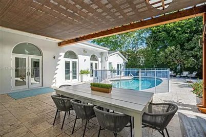 530 Sabal Palm Rd, Miami, FL 33137 - Photo 20