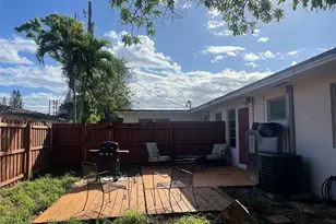 803 Ridge Rd, Lantana, FL 33462 - Photo 12