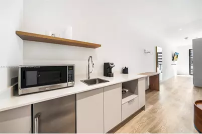 229 SW 9th St #208, Miami, FL 33130 - Photo 6