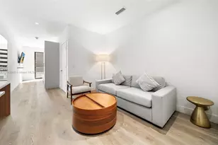 229 SW 9th St, Miami, FL 33130 - Photo 4