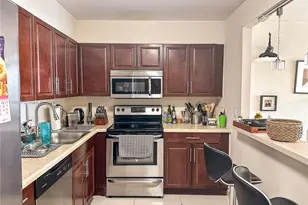 19370 Collins Ave, Sunny Isles Beach, FL 33160 - Photo 4