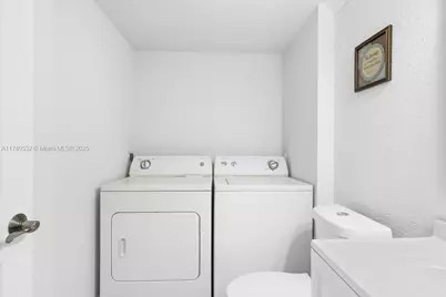 4517 45th Way, West Palm Beach, FL 33407 - Photo 32