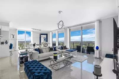 17111 Biscayne Blvd #2001, North Miami Beach, FL 33160 - Photo 14