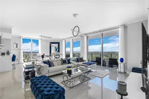 17111 Biscayne Blvd, North Miami Beach, FL 33160 - Photo 14