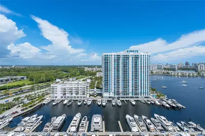 17111 Biscayne Blvd #2001, North Miami Beach, FL 33160 - Photo 4