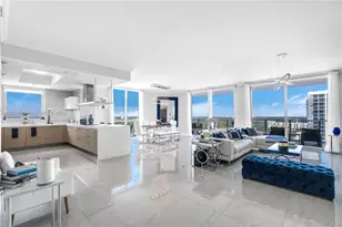 17111 Biscayne Blvd, North Miami Beach, FL 33160 - Photo 2