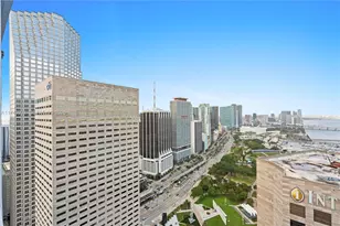 335 S Biscayne Blvd, Miami, FL 33131 - Photo 18