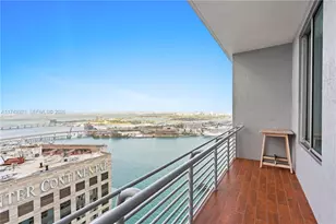 335 S Biscayne Blvd, Miami, FL 33131 - Photo 2