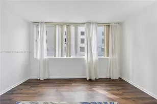 5005 Collins Ave, Miami Beach, FL 33140 - Photo 14