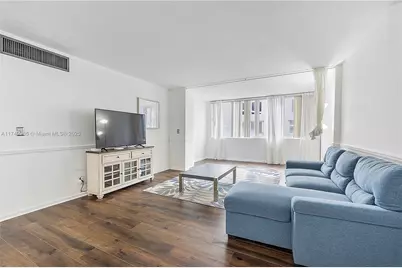 5005 Collins Ave #222, Miami Beach, FL 33140 - Photo 8