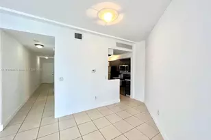 1185 Marseille Dr, Miami Beach, FL 33141 - Photo 10