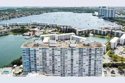 18051 Biscayne Blvd #801, Aventura, FL 33160 - Photo 2