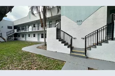 1925 Madison St #11, Hollywood, FL 33020 - Photo 6