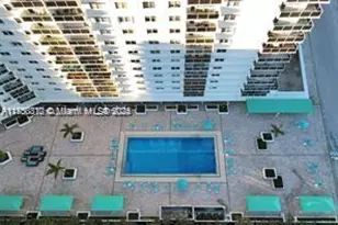 3725 S Ocean Dr, Hollywood, FL 33019 - Photo 30