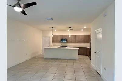 4621 NW 83rd Path, Doral, FL 33166 - Photo 8