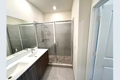 4621 NW 83rd Path, Doral, FL 33166 - Photo 22